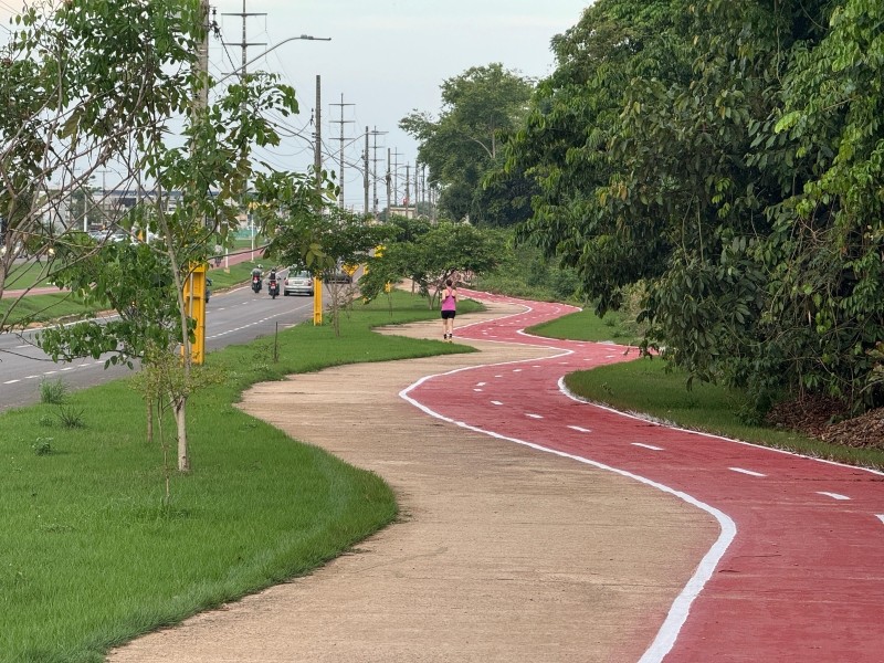 Sinop:Trânsito revitaliza pinturas de ciclovias e de postes com endereços