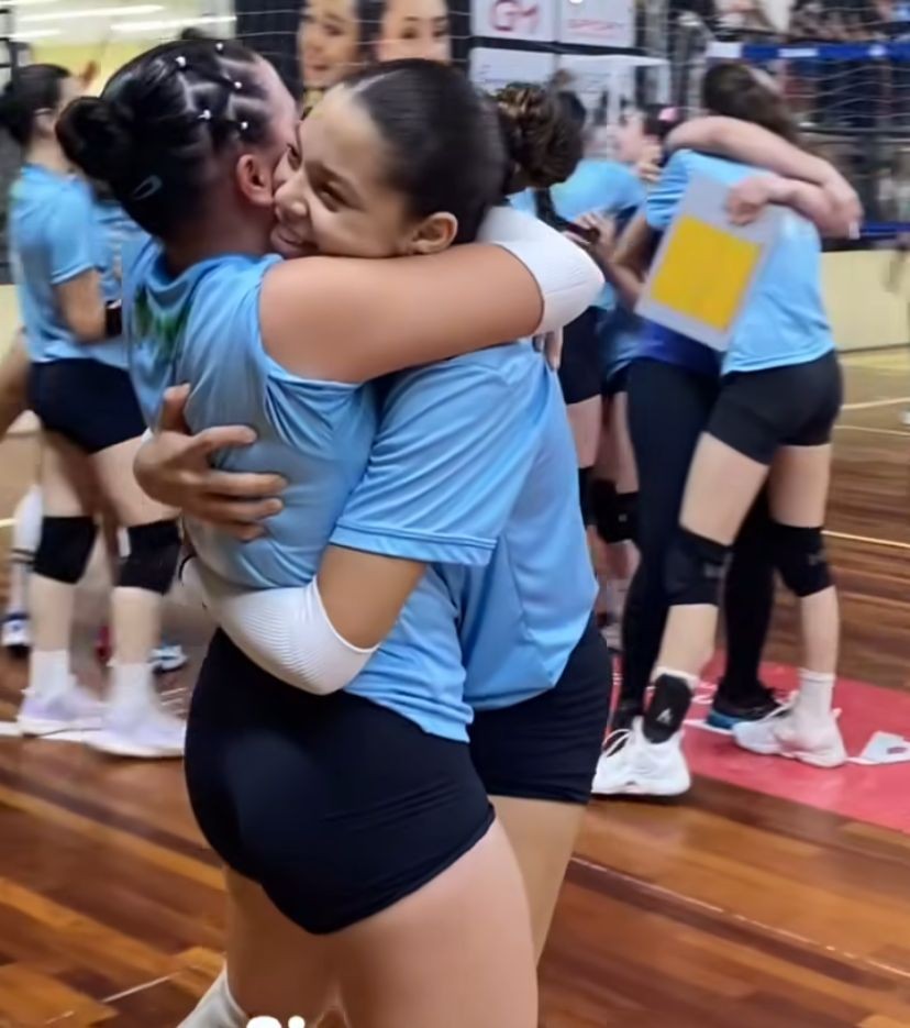 Equipe feminina de vôlei de Sinop vence Praia Clube na Taça Paraná e avança para as quartas de final