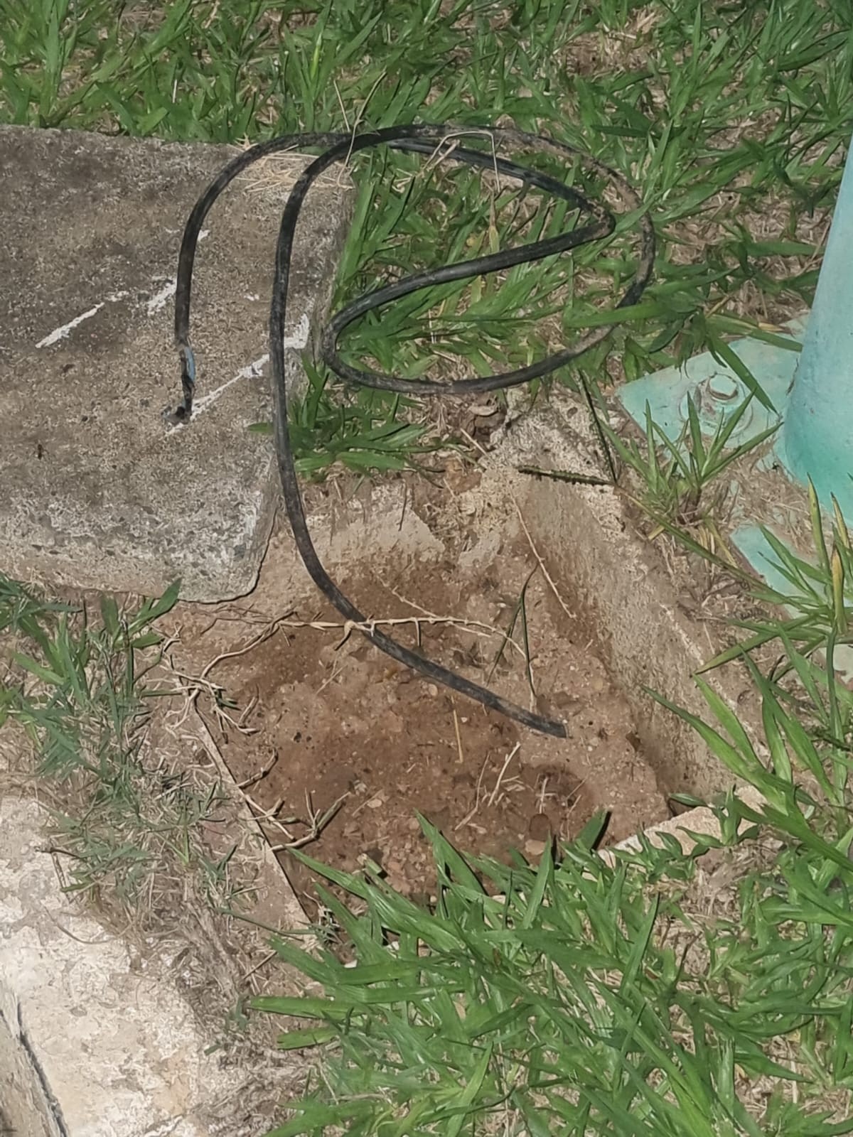 Furto de fios deixa pista de caminhada parcialmente escura em Sinop