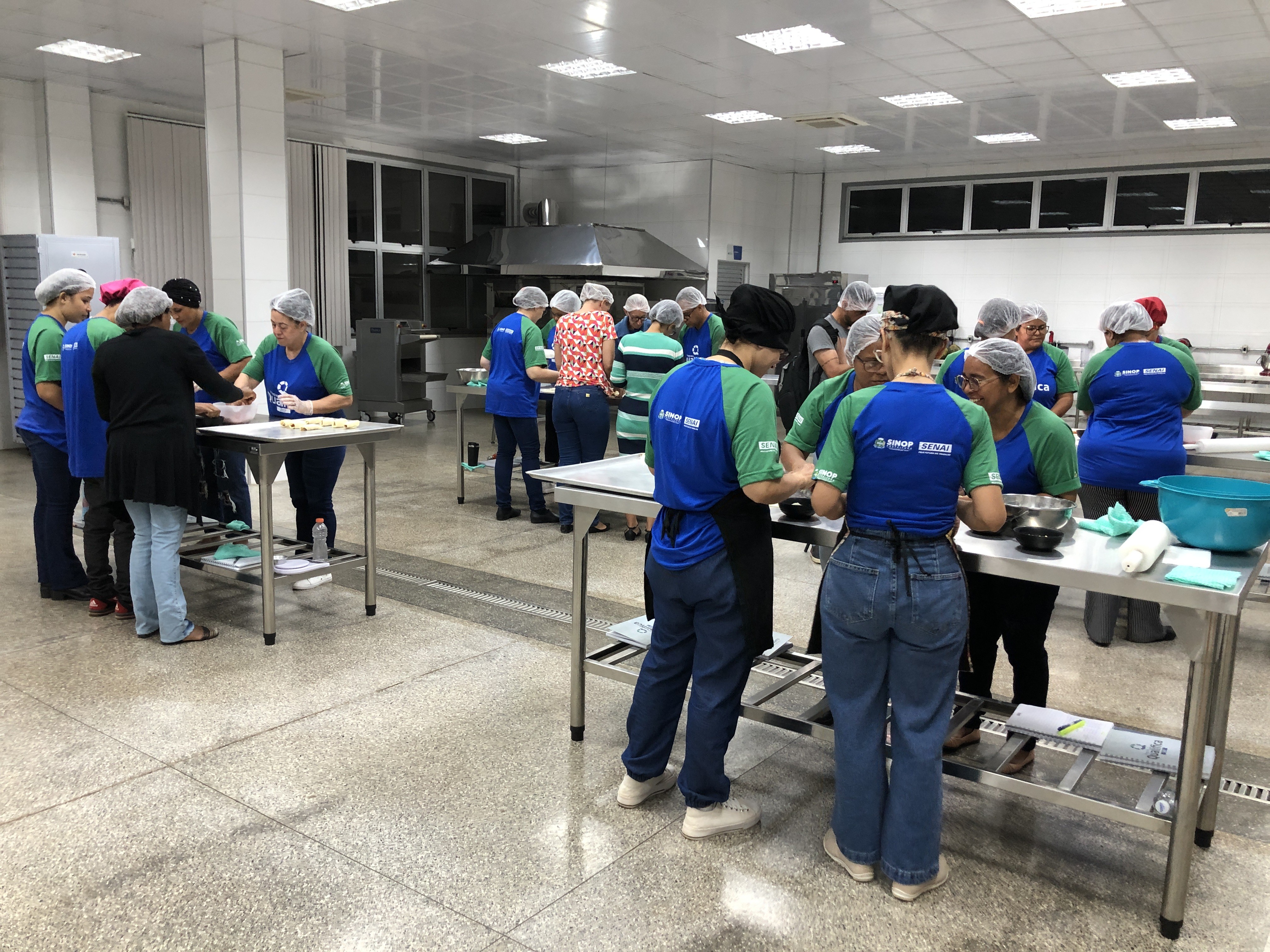 Com salas de aula equipadas, cursos do Qualifica Sinop preparam alunos para o mercado de trabalho local