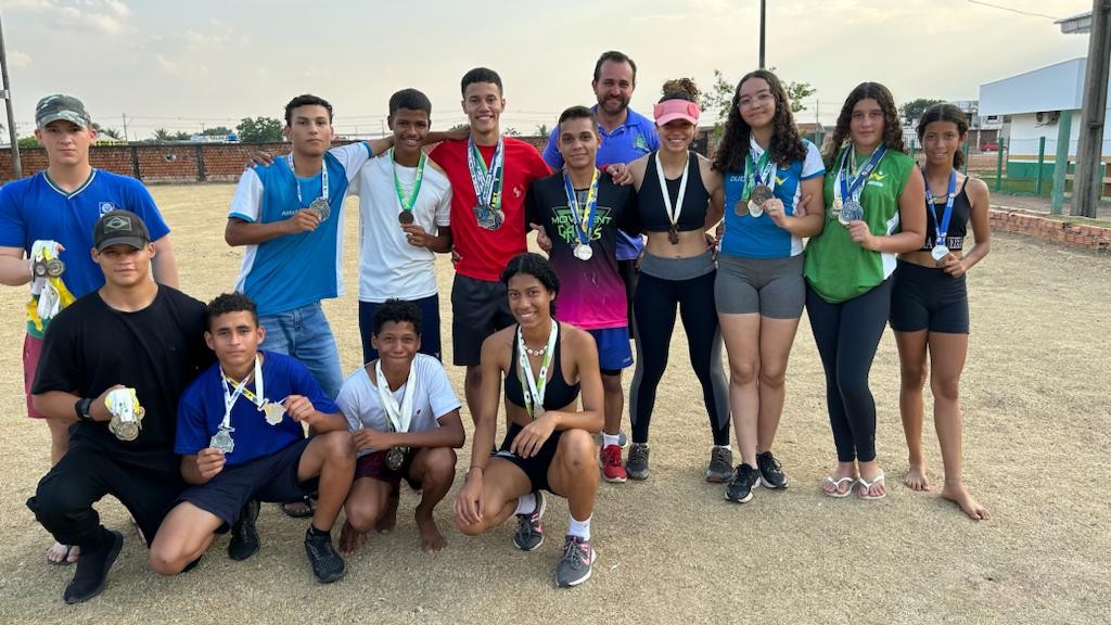 Sinop:Alunos de escolinhas do município conquistam medalhas em campeonato estadual de atletismo